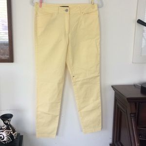 Mid/high rise crop jeans